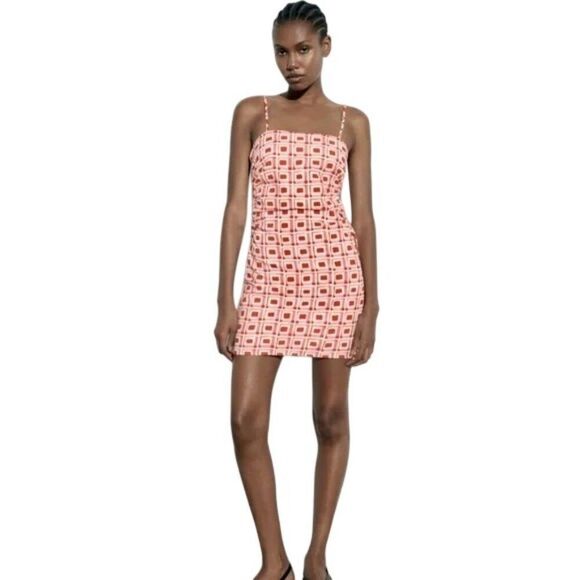 Zara Womens Sheath Dress Size M Red Mini Cut Out Ruched Sleeveless 8342/338 NWOT - Picture 1 of 9